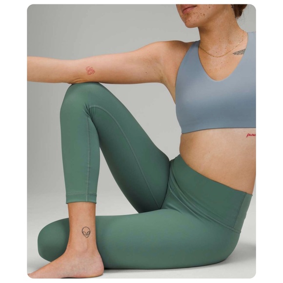 ★ Lululemon Wunder Under High-Rise Crop Full-On Luxtreme - Tidewater Teal ★ - Picture 6 of 17